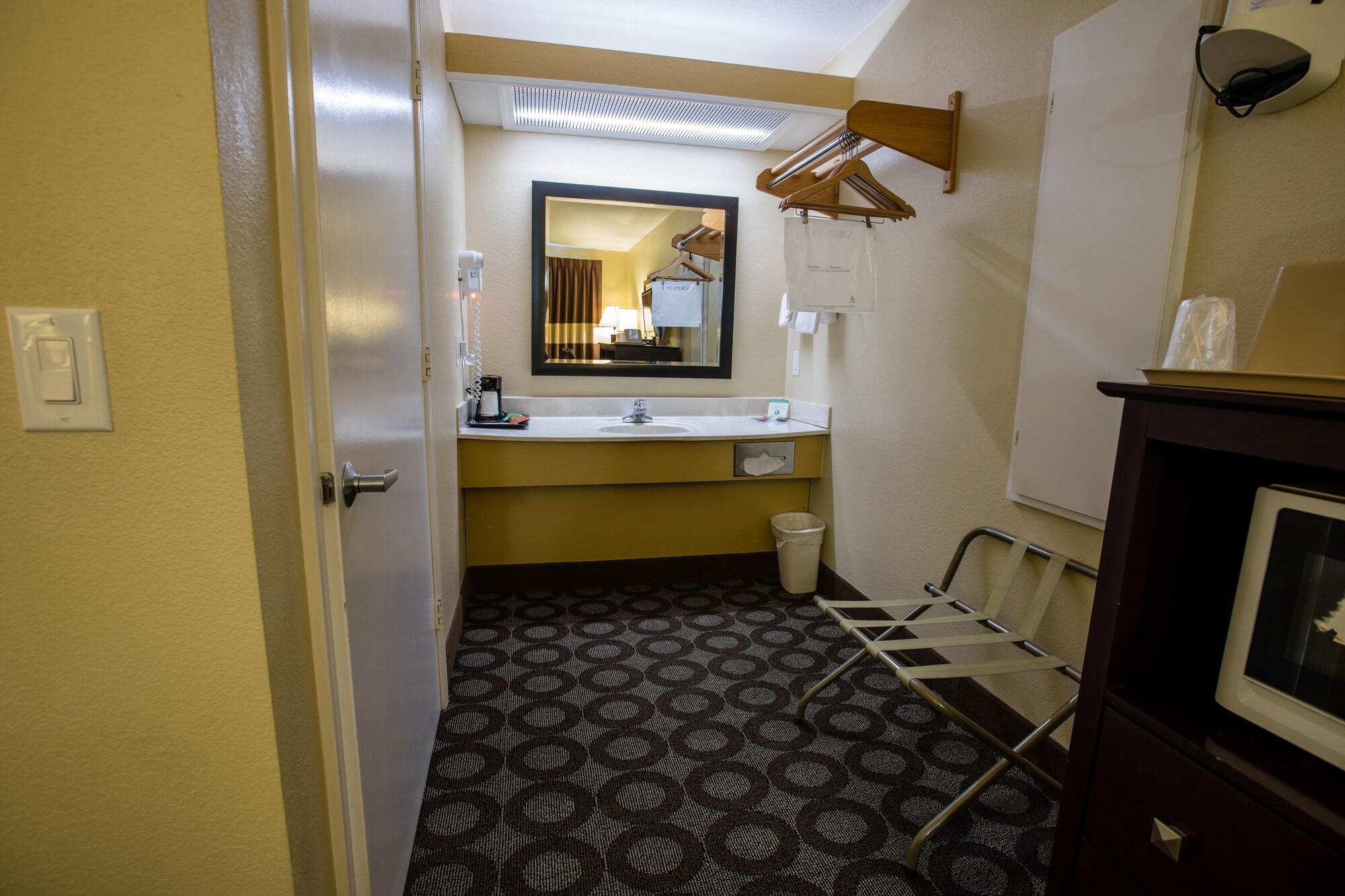 Relax Inn And Suites Kuttawa Zewnętrze zdjęcie